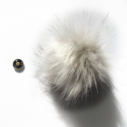Pompon en fausse fourrure - 10 cm